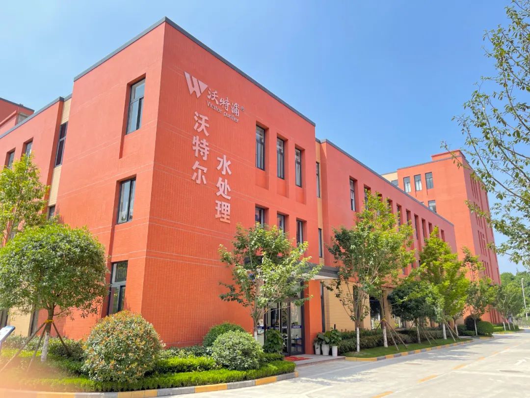 超純水設備解決方案專（zhuān）家 | 全方位OEM定製服務